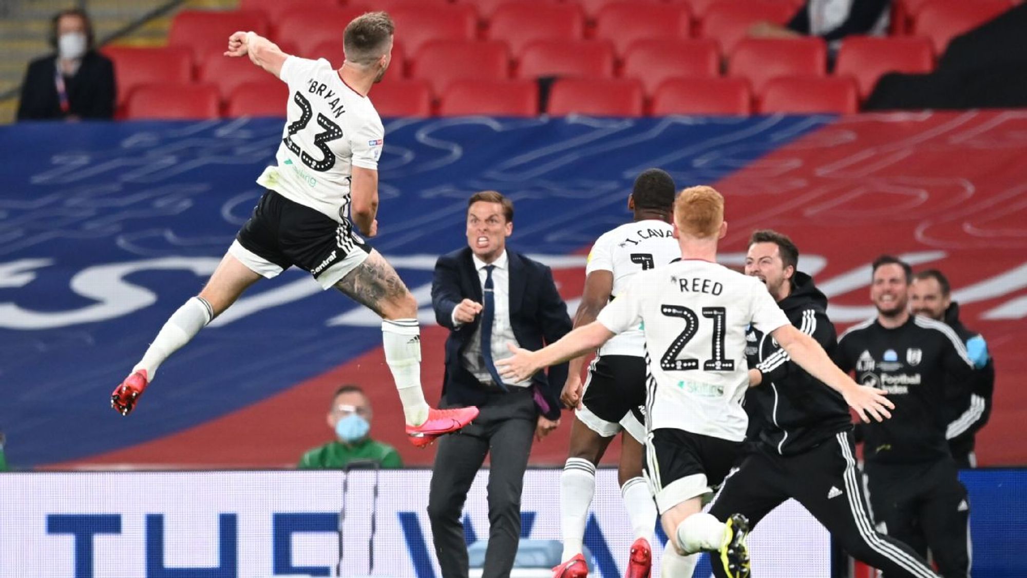 进攻组织的 进攻组织的